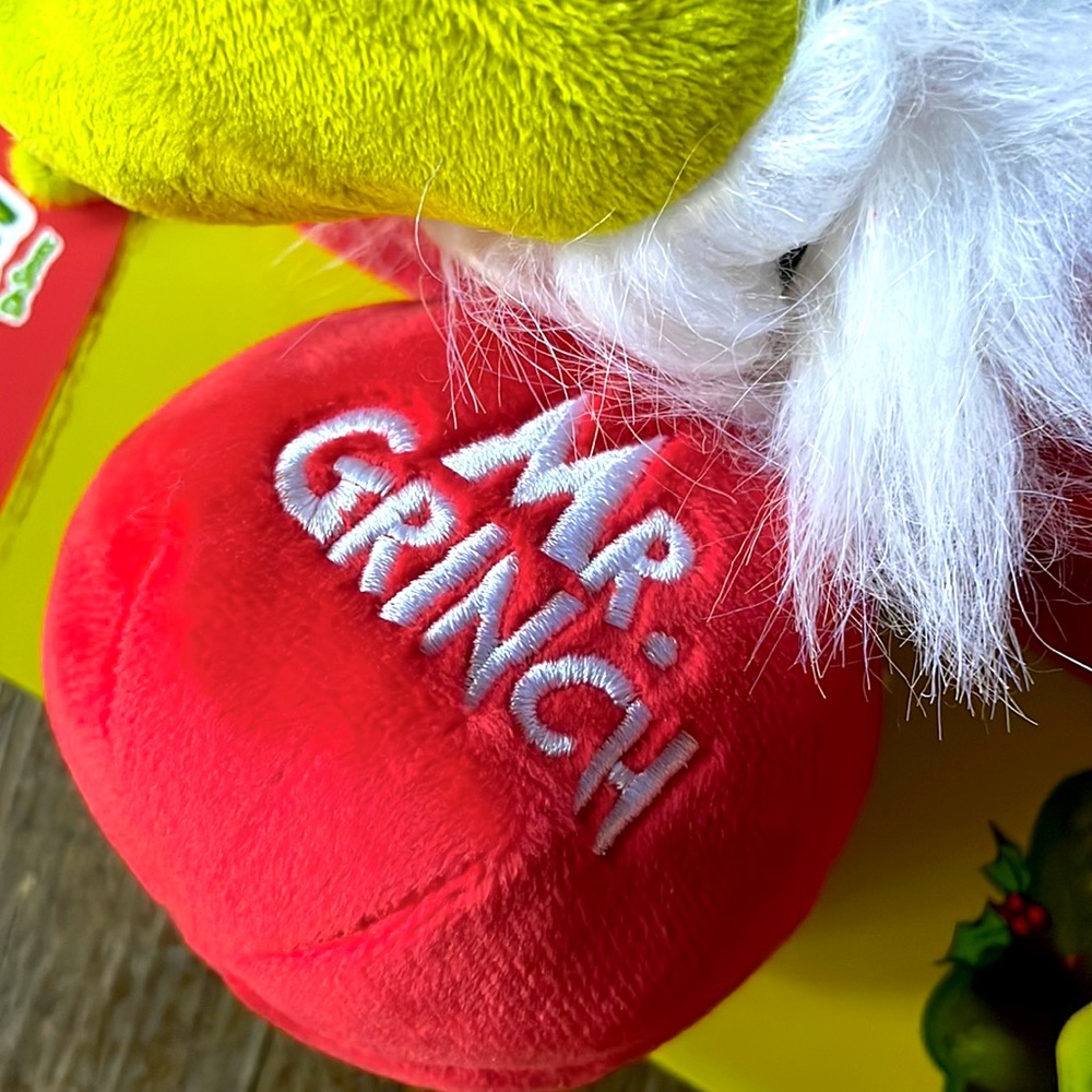Grinch Arm Tree Decor - Picture 5 of 7